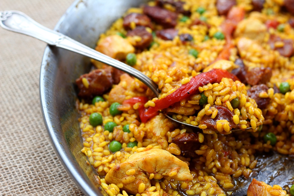 Chicken and chorizo paella recipe