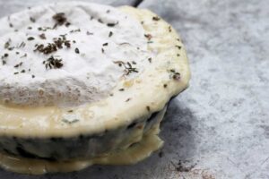 Baked Cheese with Roasted Garlic and Thyme
