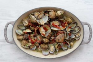 Clams with sherry and Iberico ham