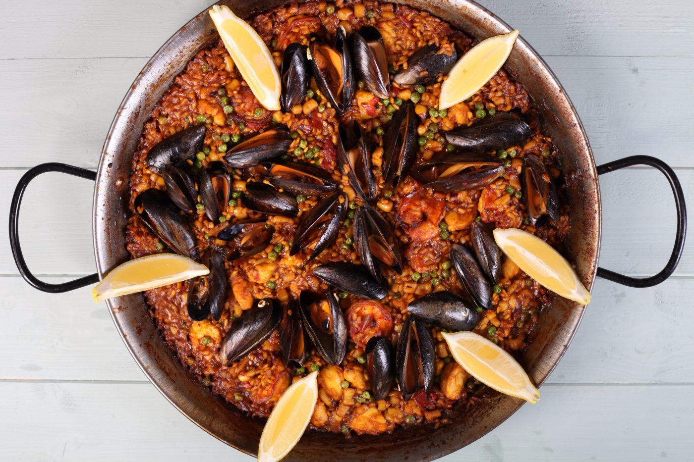 Easy Seafood Paella Recipe for 4 or more! Basco Spanish Food Online