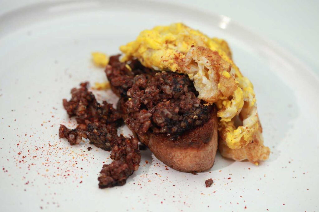 Spanish Scrambled Eggs with Black Pudding