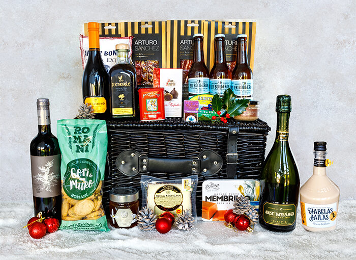 Basco Spanish Deluxe Food Hamper
