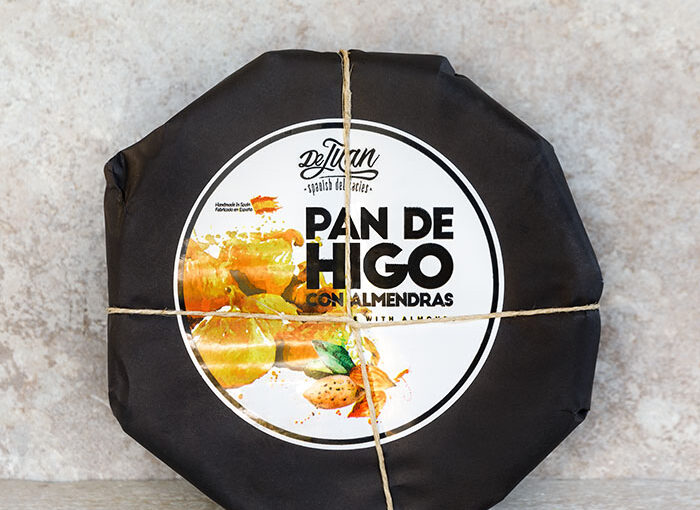 Dejuan Fig and Almond Cake