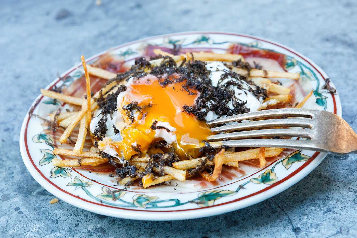 Fried Egg with Chips, Jamón Ibérico and Black Truffle