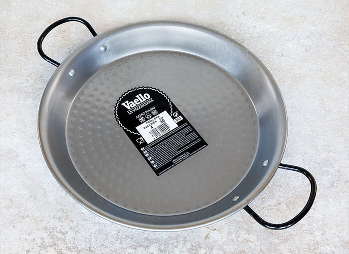 Vaello Polished Steel Paella Pan 30cm