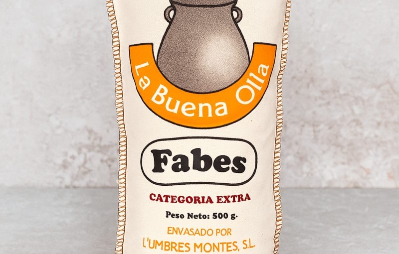 Montes Dried Fabes Beans