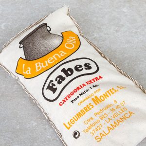 Montes Dried Fabes Beans